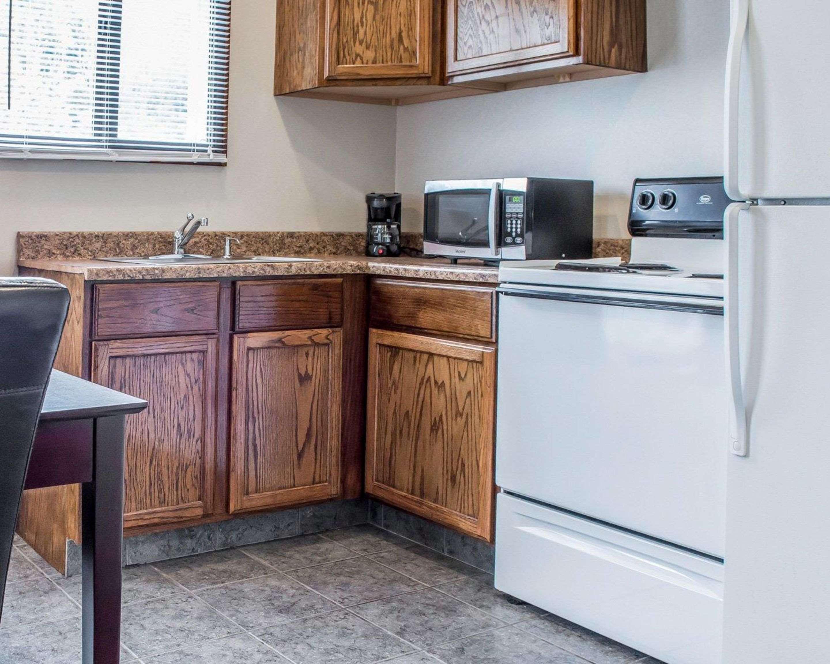 Hometowne Studios & Suites Washington Exteriör bild